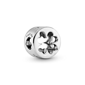 797868 Clover Cut Out