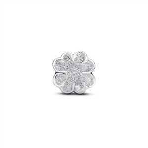 794047C00 Textured Clover Mini Charm