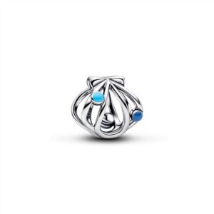 794695C01 Openwork Shell Charm