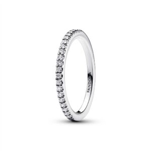 192999C01 Sparkling Band Ring