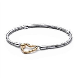 569539C00 Heart Closure Snake Chain Bracelet