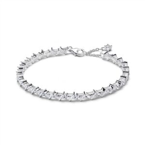 595069C01 Sparkling Triangle Tennis Bracelet